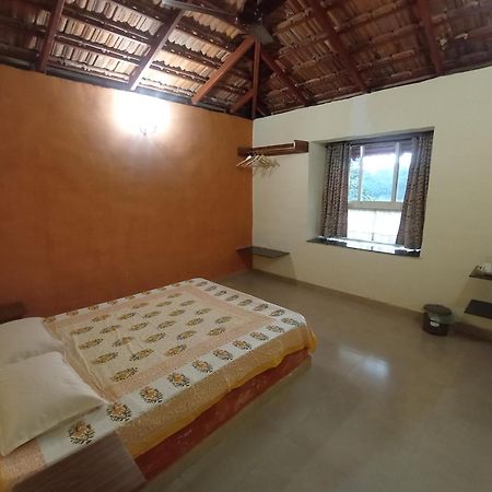 Sarvoday Eco Homestay, Sawantwadi ภายนอก รูปภาพ