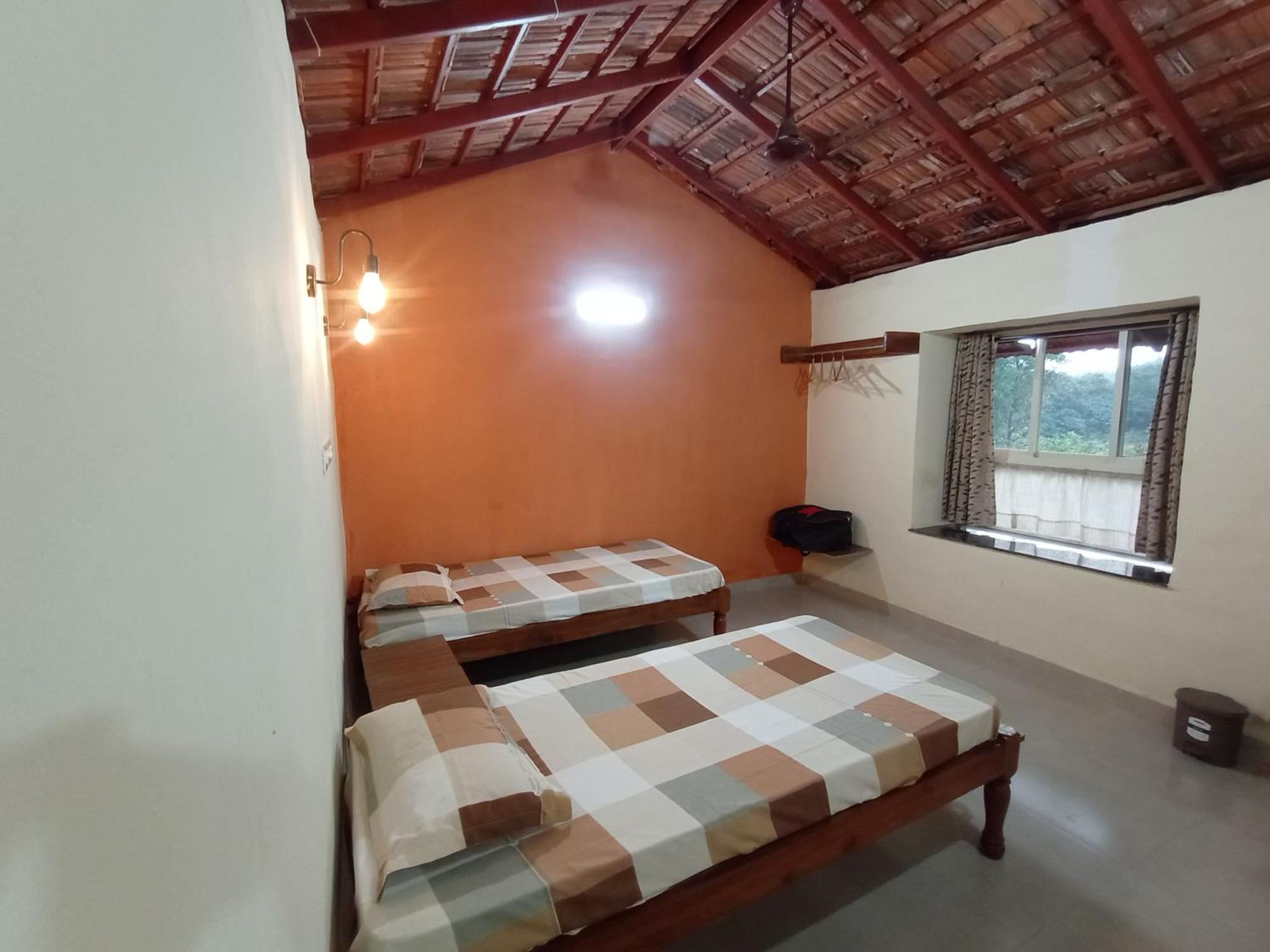 Sarvoday Eco Homestay, Sawantwadi ภายนอก รูปภาพ